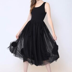 Elegant Black Sleeveless Dress